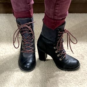 Lace up boots size 6